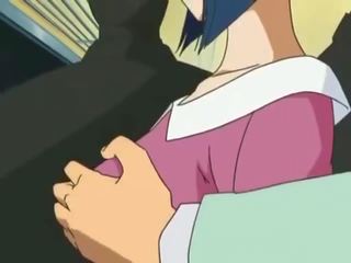 Outstanding panenka byl šroubované v veřejné v anime